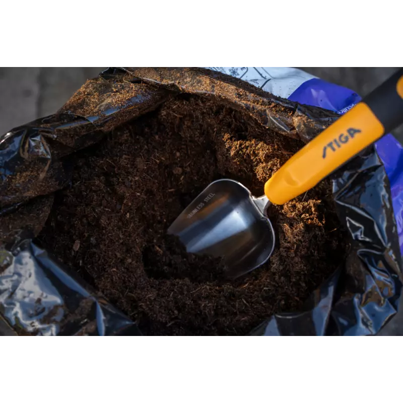 HandTrowel_2H1430001ST1_amb01_web